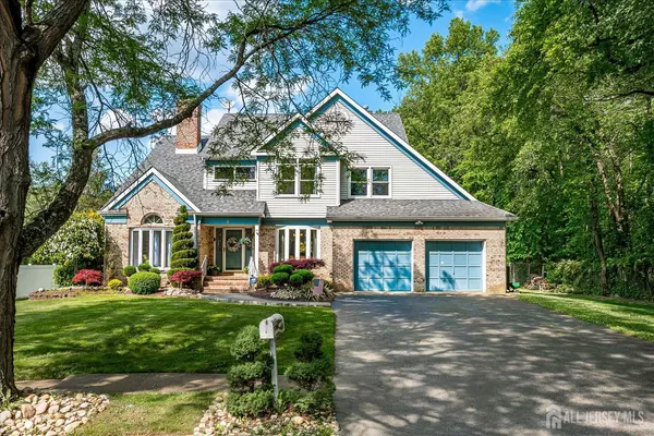 6 Firethorn RD, Old Bridge, NJ 08857