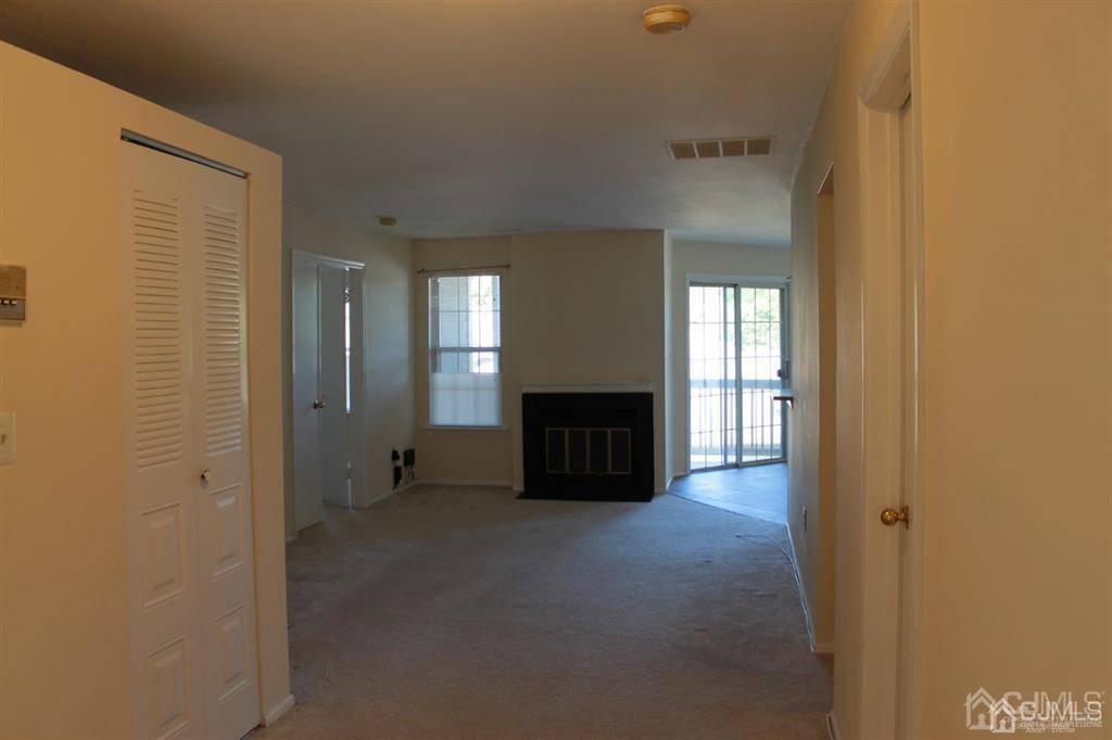 South Brunswick, NJ 08852,4332 Bayberry CT