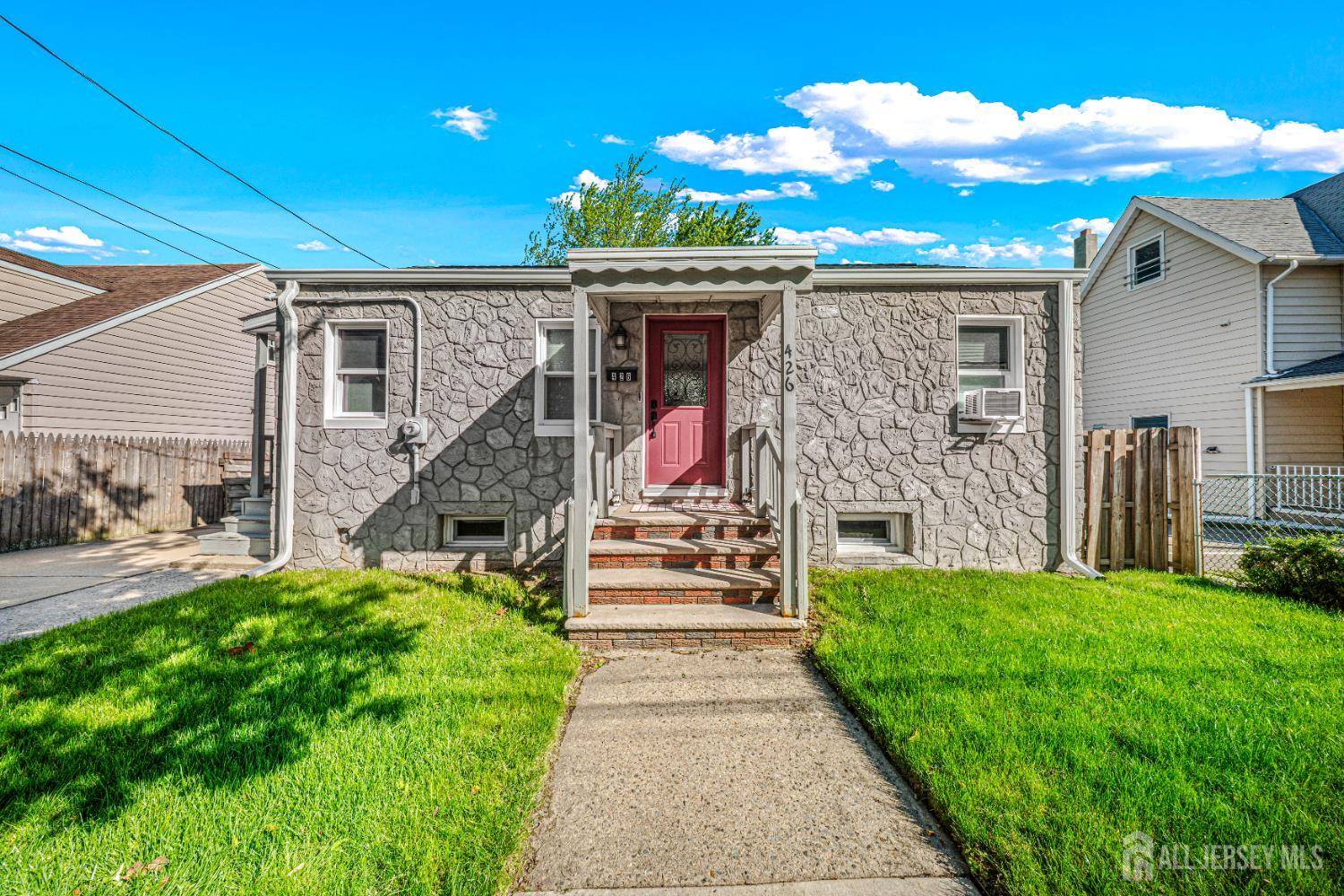 426 Catherine ST, South Amboy, NJ 08879
