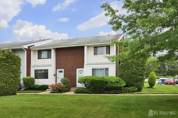 South Brunswick, NJ 08810,1-G Quincy CIR