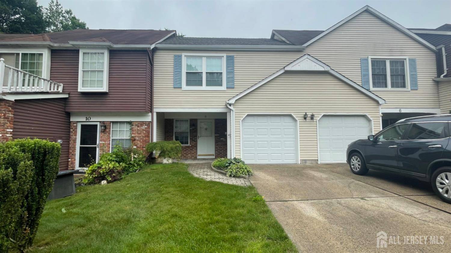 8 Killington CT, Old Bridge, NJ 08857