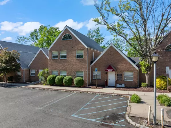 385 State Route 18 HWY, East Brunswick, NJ 08816