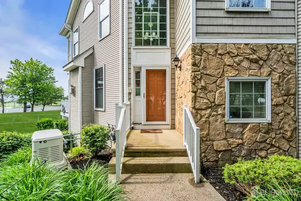 South Amboy, NJ 08879,66 S Shore DR