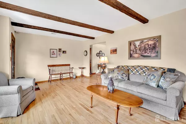 Piscataway, NJ 08854,700 Sunbrite LN