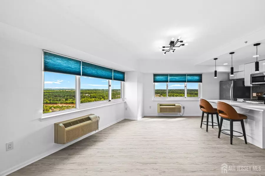 110 Somerset ST #2114, New Brunswick, NJ 08901