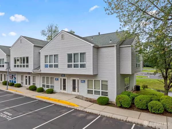 1598 Us Highway 130 HWY, North Brunswick, NJ 08902