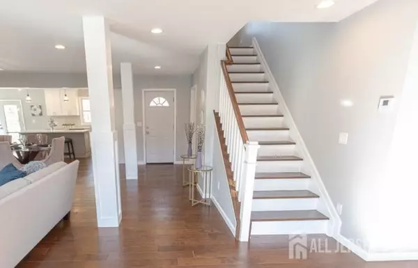 Piscataway, NJ 08854,25 4th PL