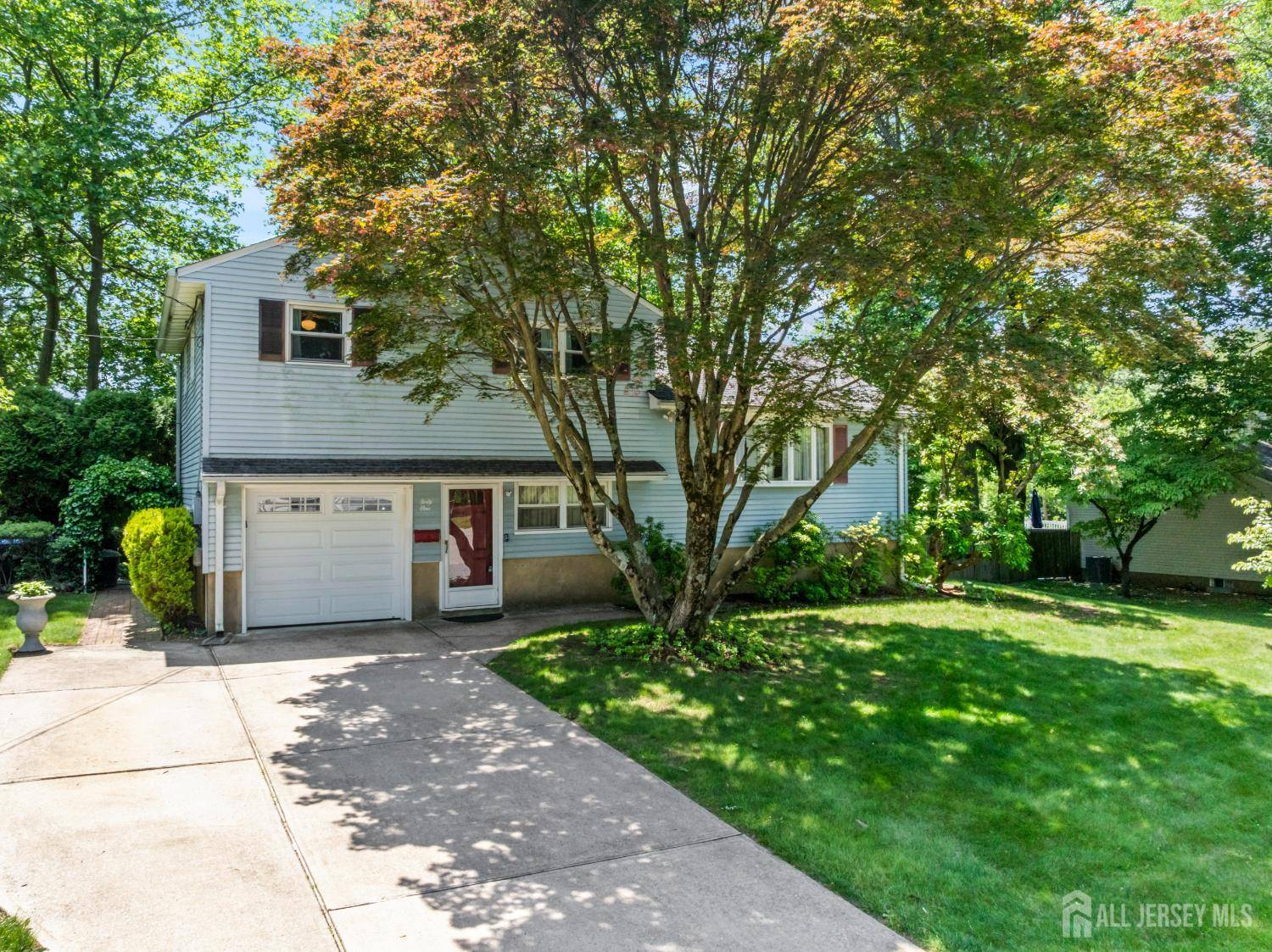 41 Winton RD, East Brunswick, NJ 08816