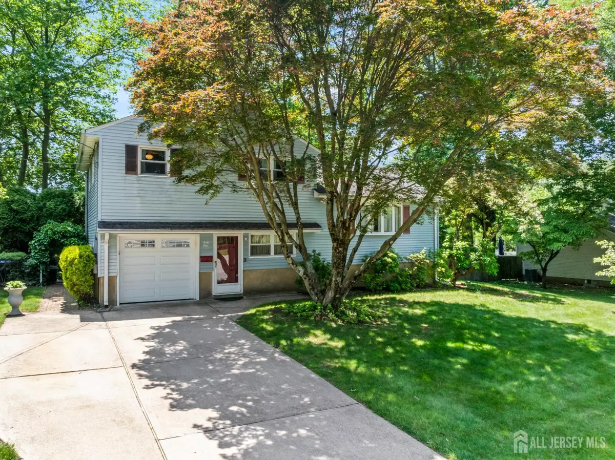 East Brunswick, NJ 08816,41 Winton RD