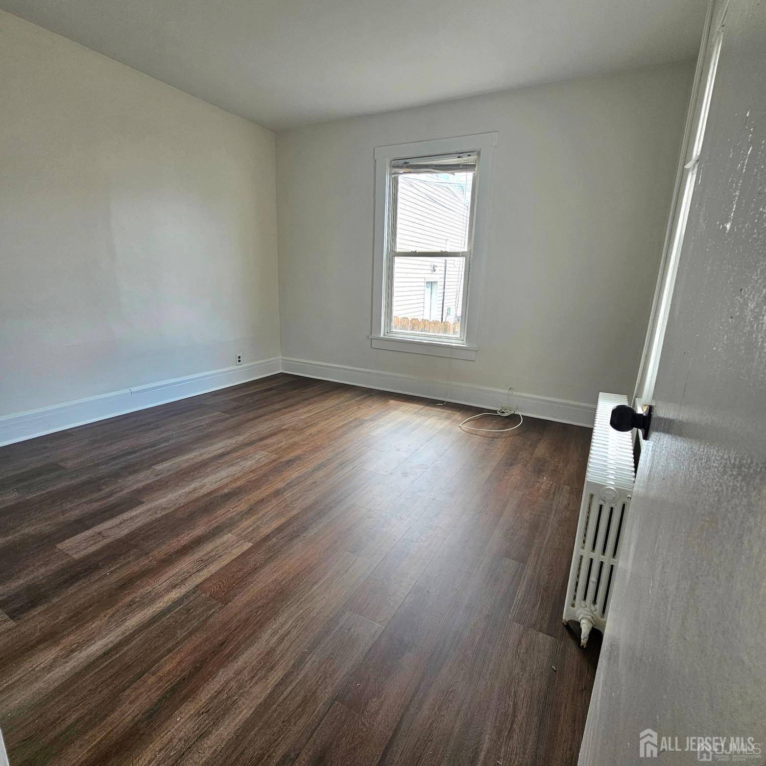 Woodbridge Proper, NJ 07095,385 School ST #1