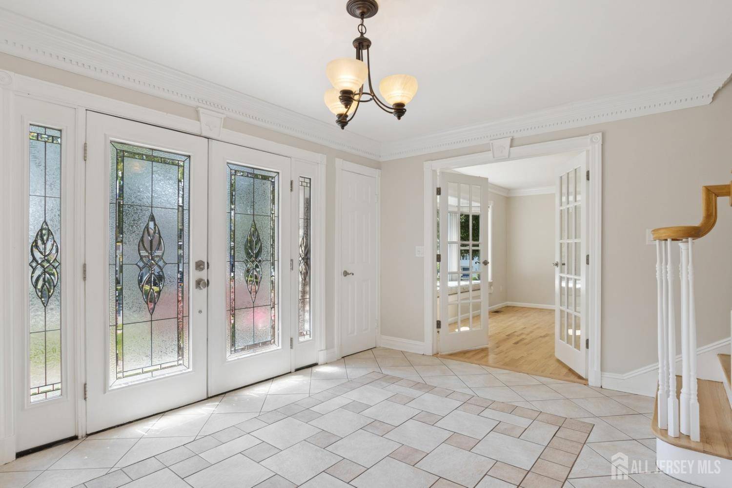 Milltown, NJ 08850,3 Cedar LN