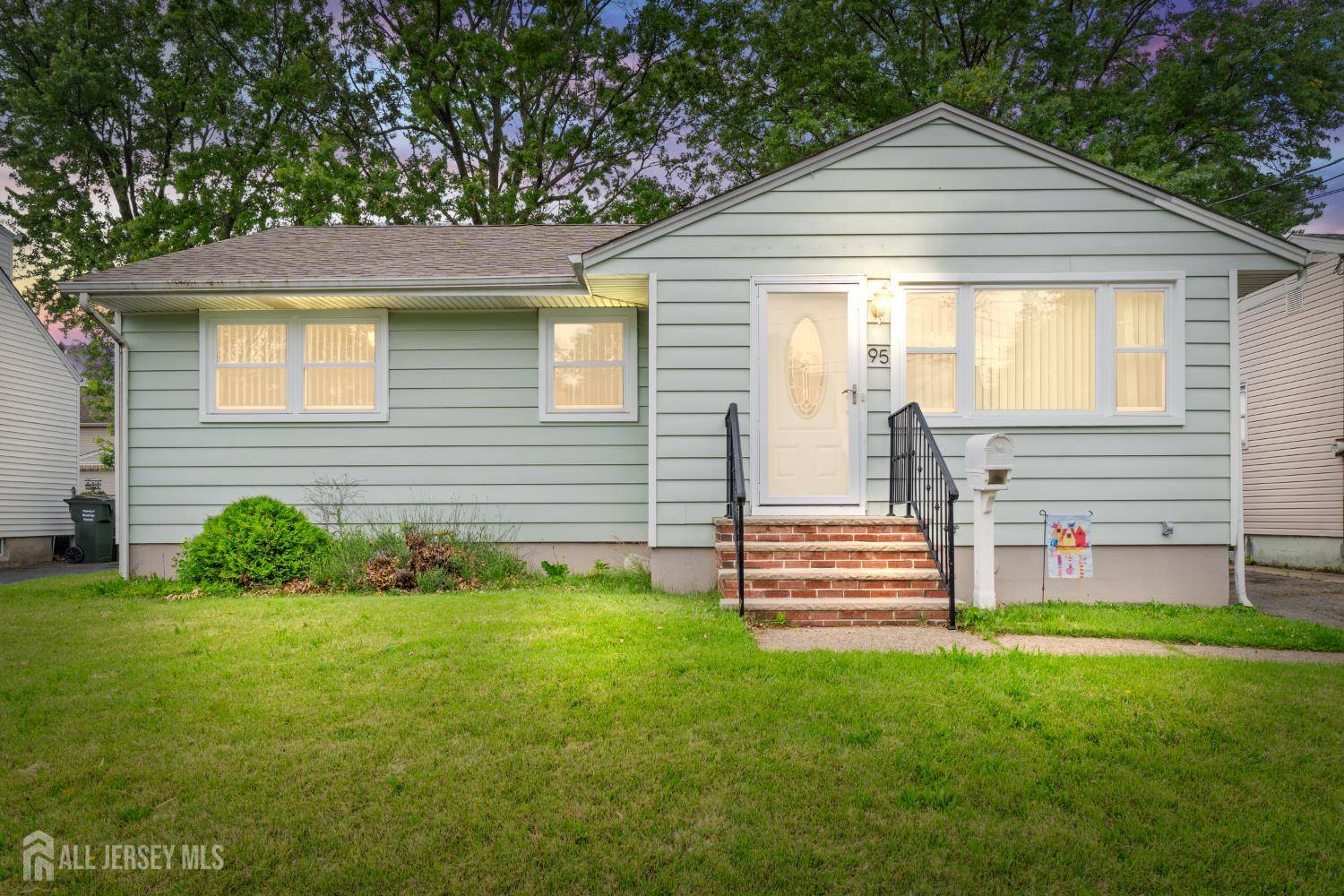 95 First AVE, Port Reading, NJ 07064
