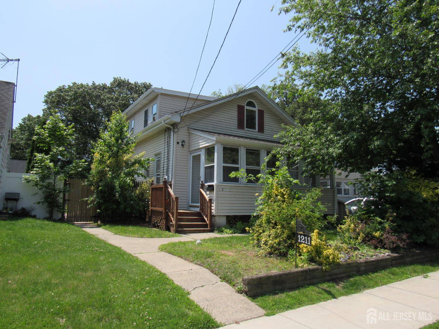 1211 So 9th ST, South Plainfield, NJ 07080