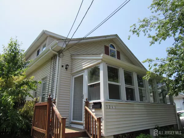 South Plainfield, NJ 07080,1211 So 9th ST