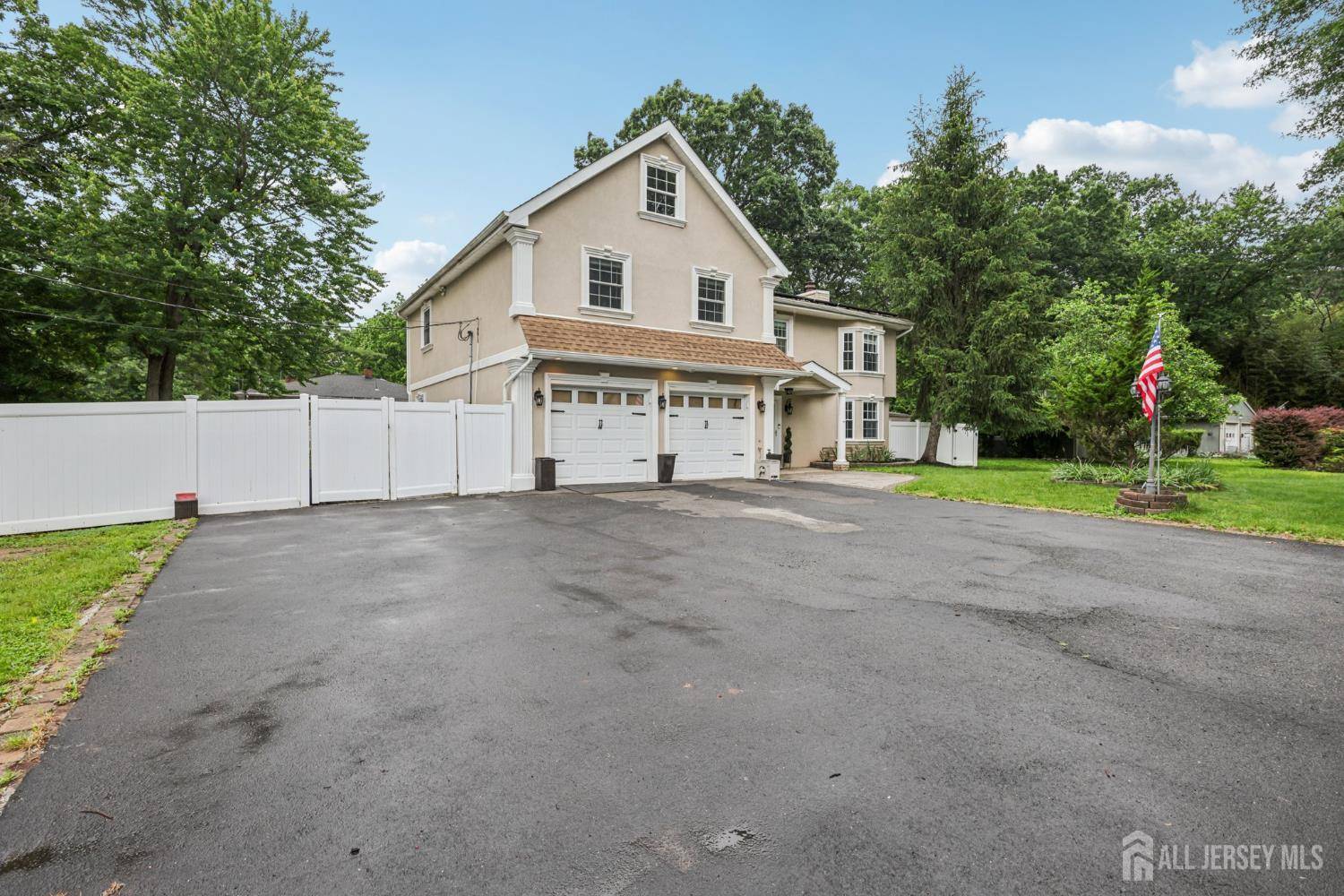 364 Grandview AVE, Piscataway, NJ 08854