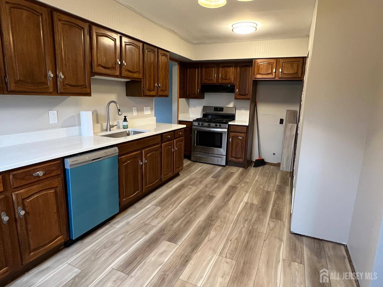 Fords, NJ 08863,55 Murdock ST