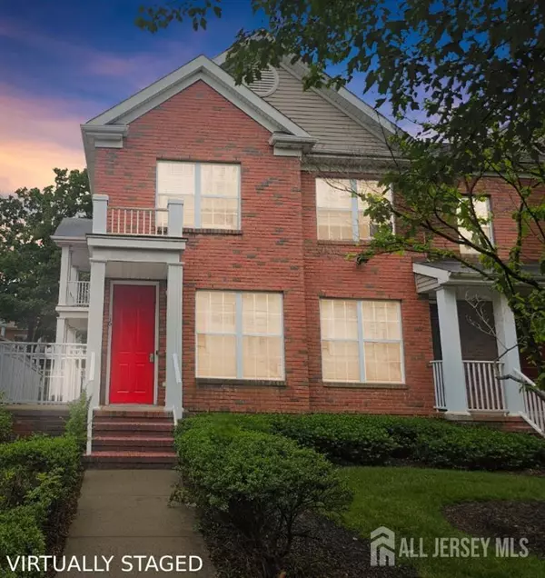 Metuchen, NJ 08840,16 Park SQ