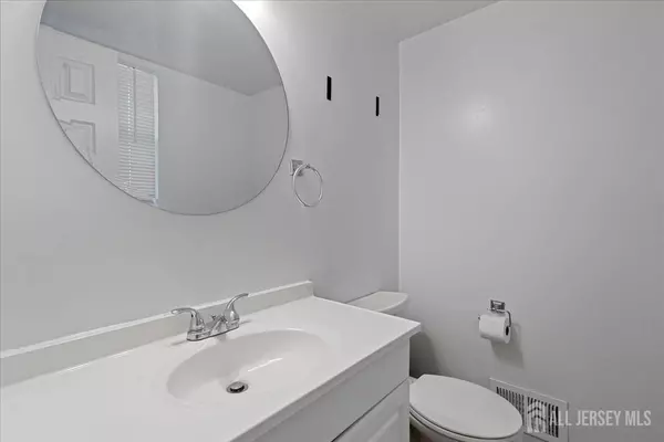 Franklin Twsp, NJ 08873,450 Saint Giles CT