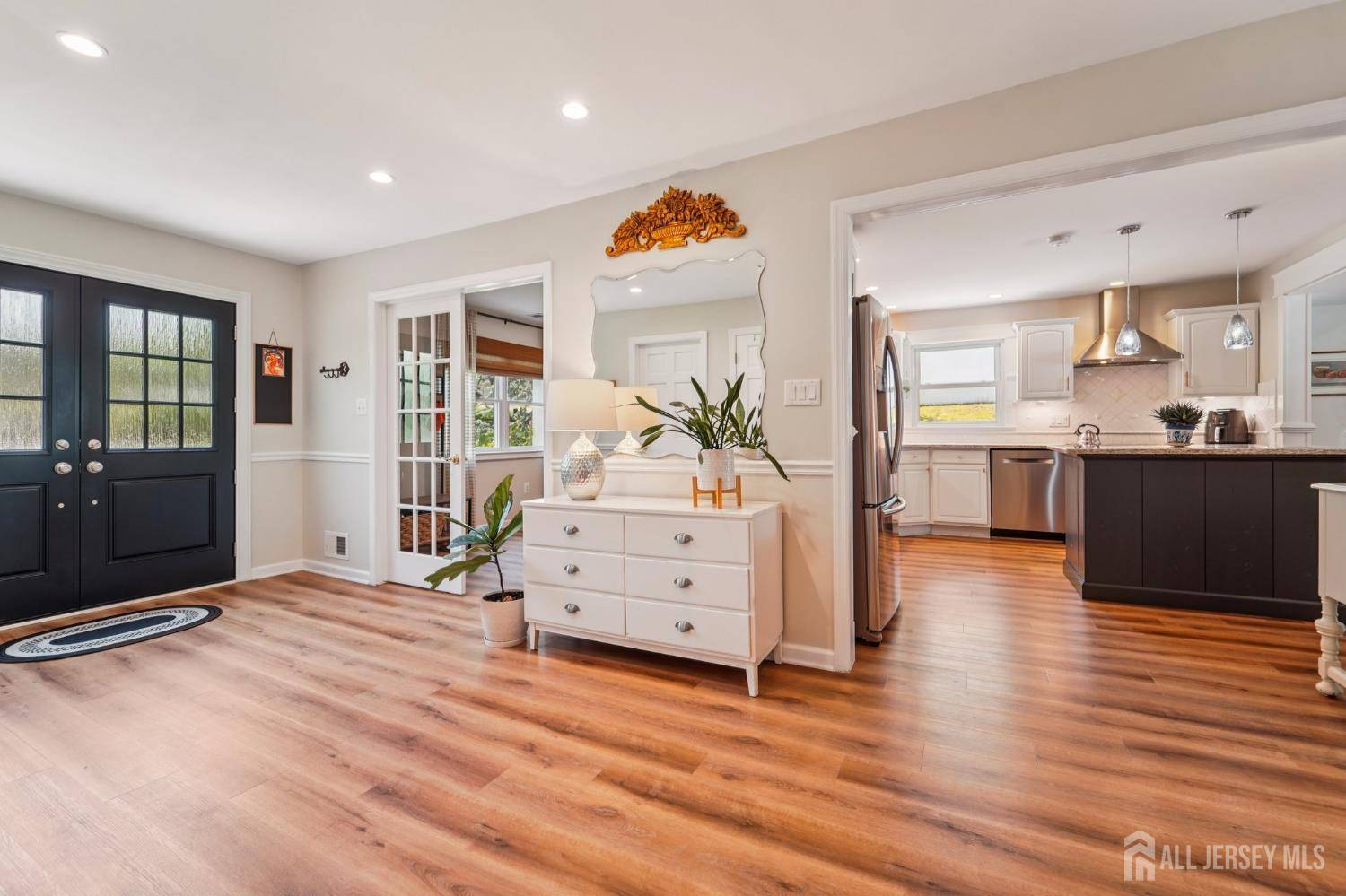 Matawan, NJ 07747,35 POET DR