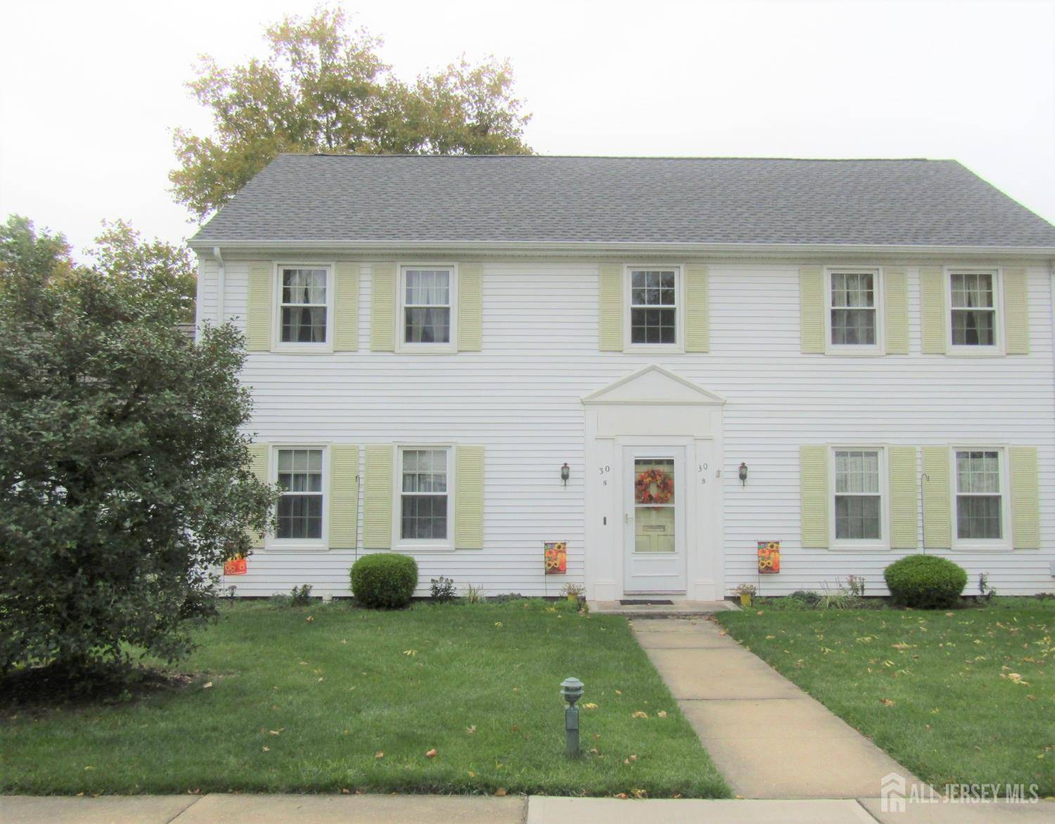 Monroe, NJ 08831,30-N Bradford LN