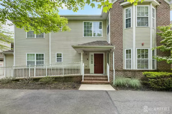 107 Forest DR, Piscataway, NJ 08854