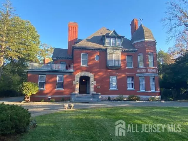 Plainfield, NJ 07060,527-533 W 8th ST #B