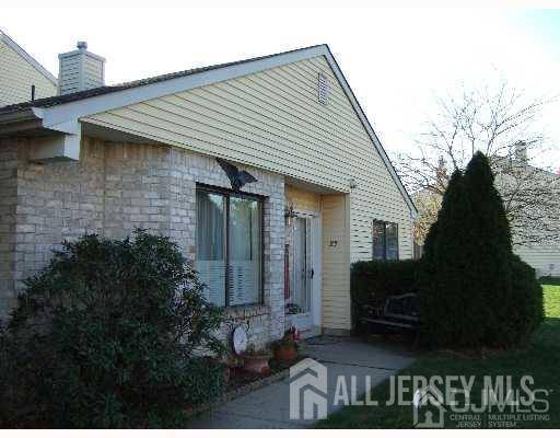22 Victory CT, Old Bridge, NJ 08857