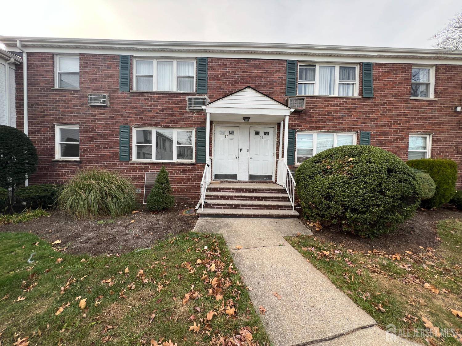 Edison, NJ 08837,10 Garfield PARK #A
