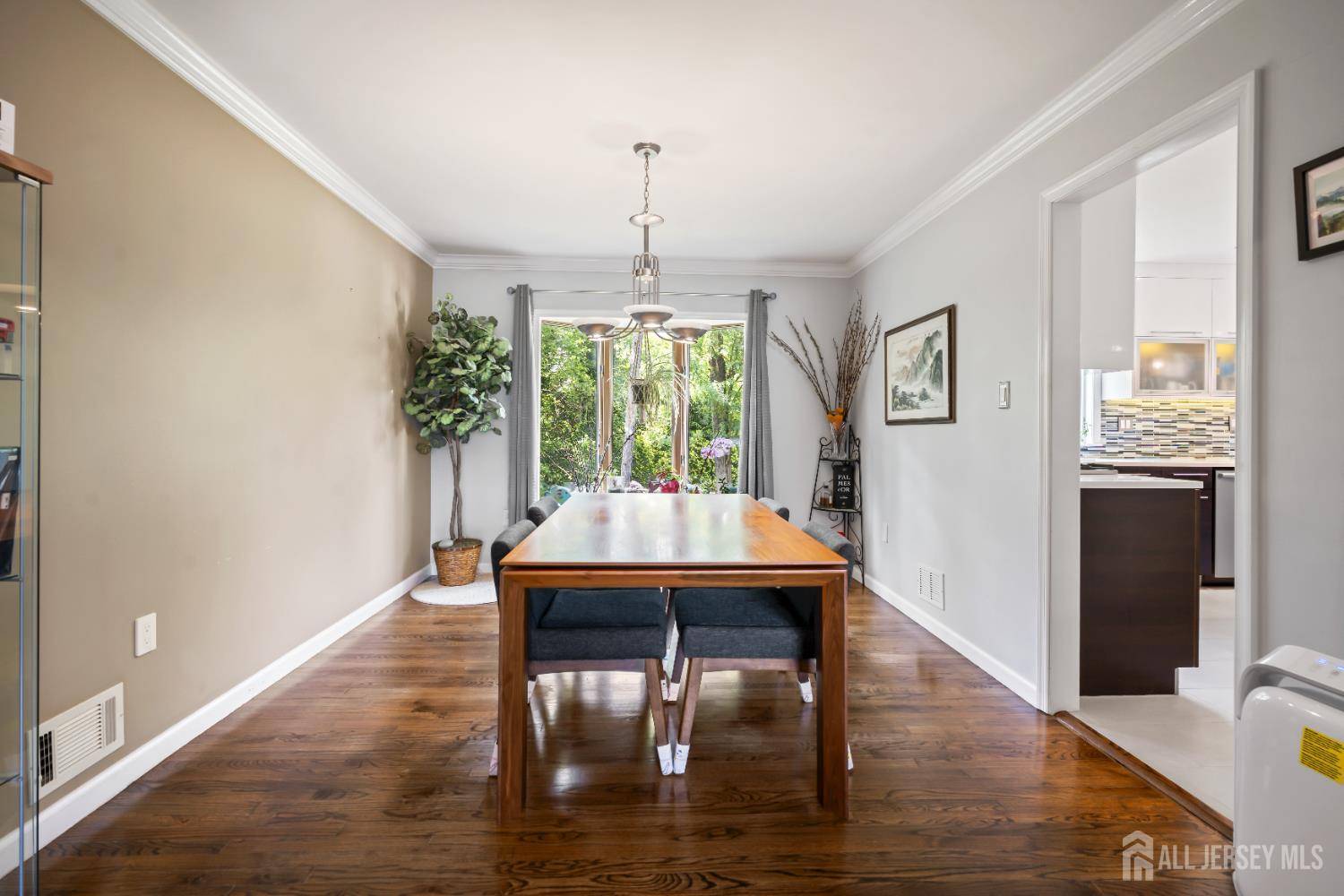 East Brunswick, NJ 08816,6 Schindler CT