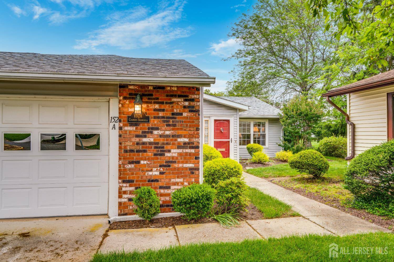 152 Chatham DR #A, Monroe, NJ 08831