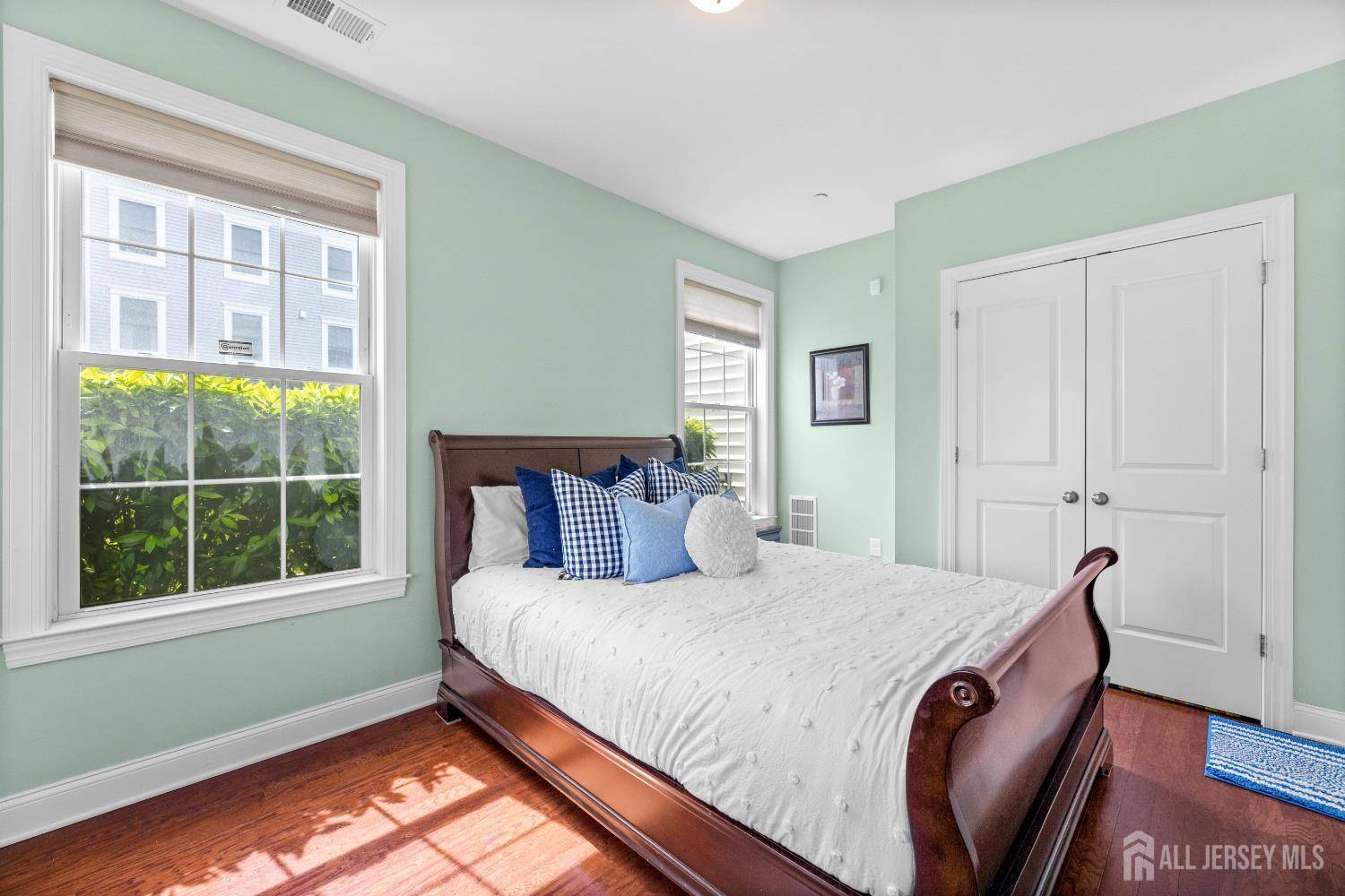 Wood-ridge, NJ 07075,129 Roosevelt DR