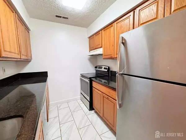 Plainsboro, NJ 08536,707 Ravens Crest DR