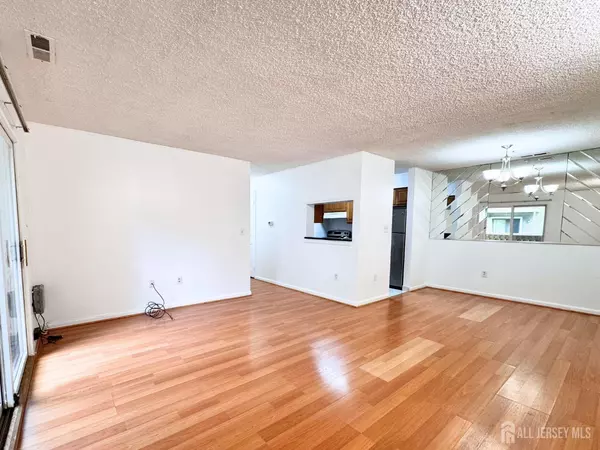Plainsboro, NJ 08536,707 Ravens Crest DR