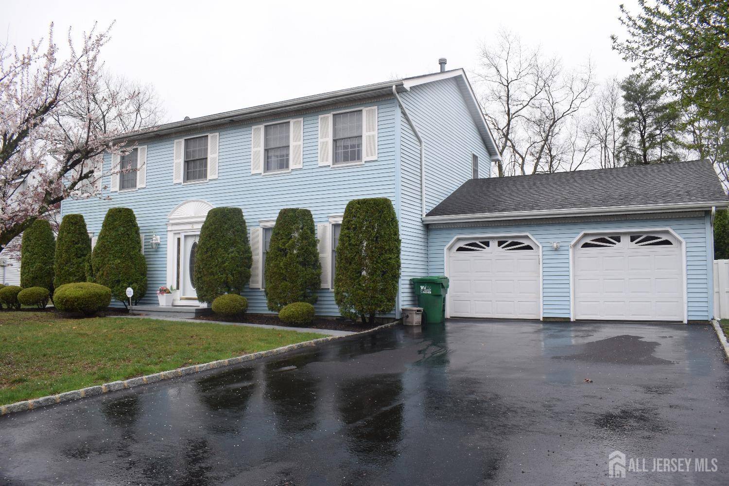 4 Hemlock Hill RD, Jackson, NJ 08527