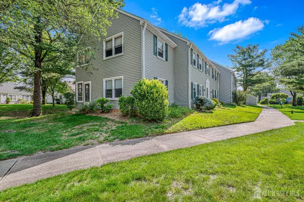 Monroe, NJ 08831,298-B Sharon WAY