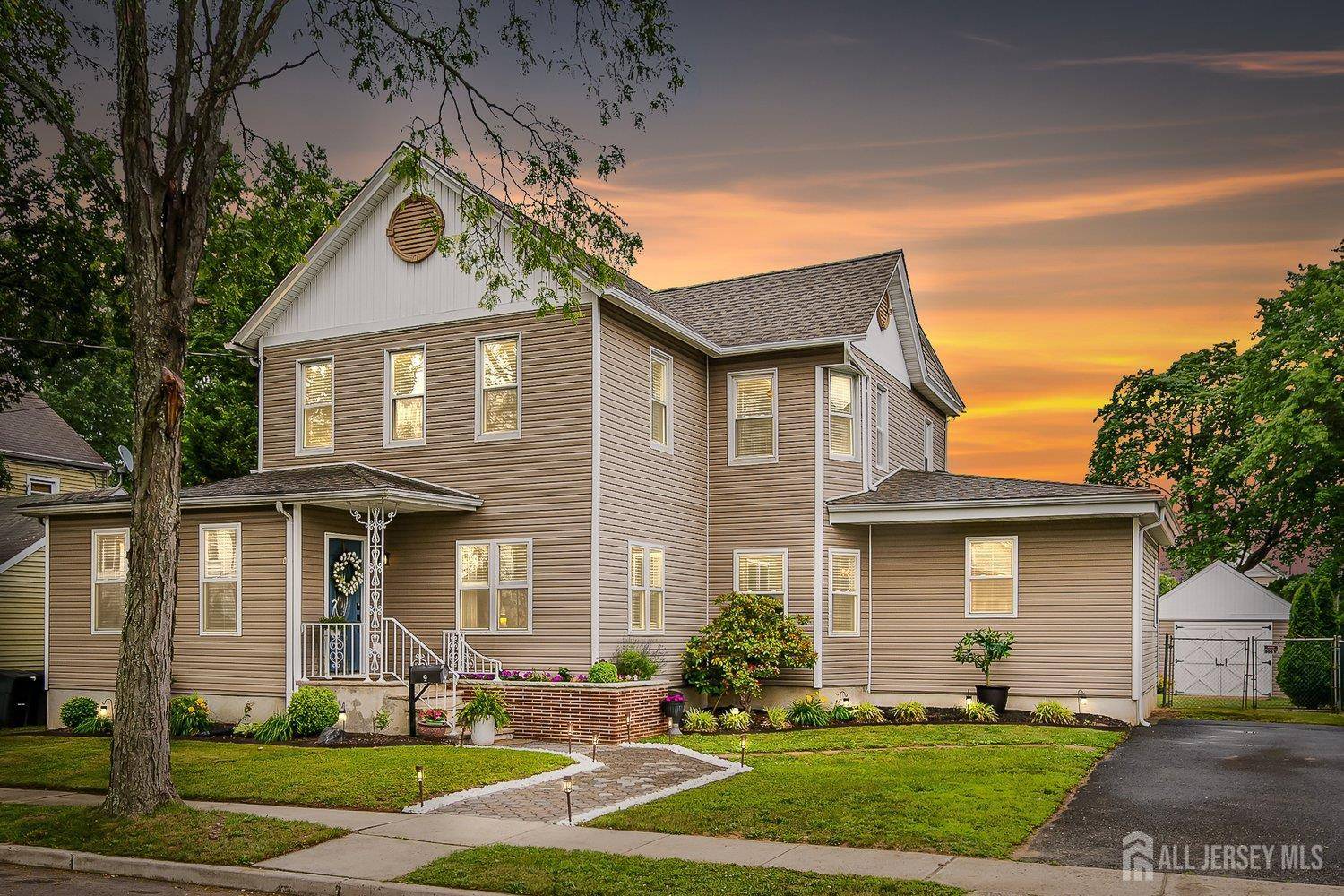 9 Sedgwick ST, Jamesburg, NJ 08831