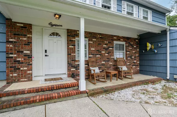 South Brunswick, NJ 08824,18 Chipper DR
