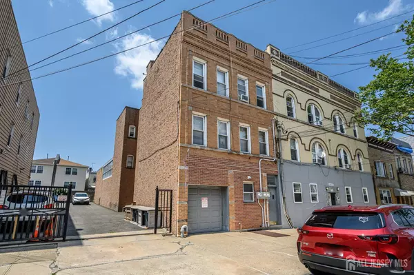 51 Wright AVE, Jersey City, NJ 07306