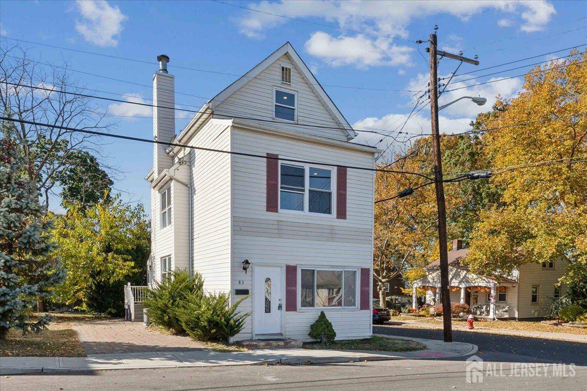 83 Smullin ST, Sayreville, NJ 08872