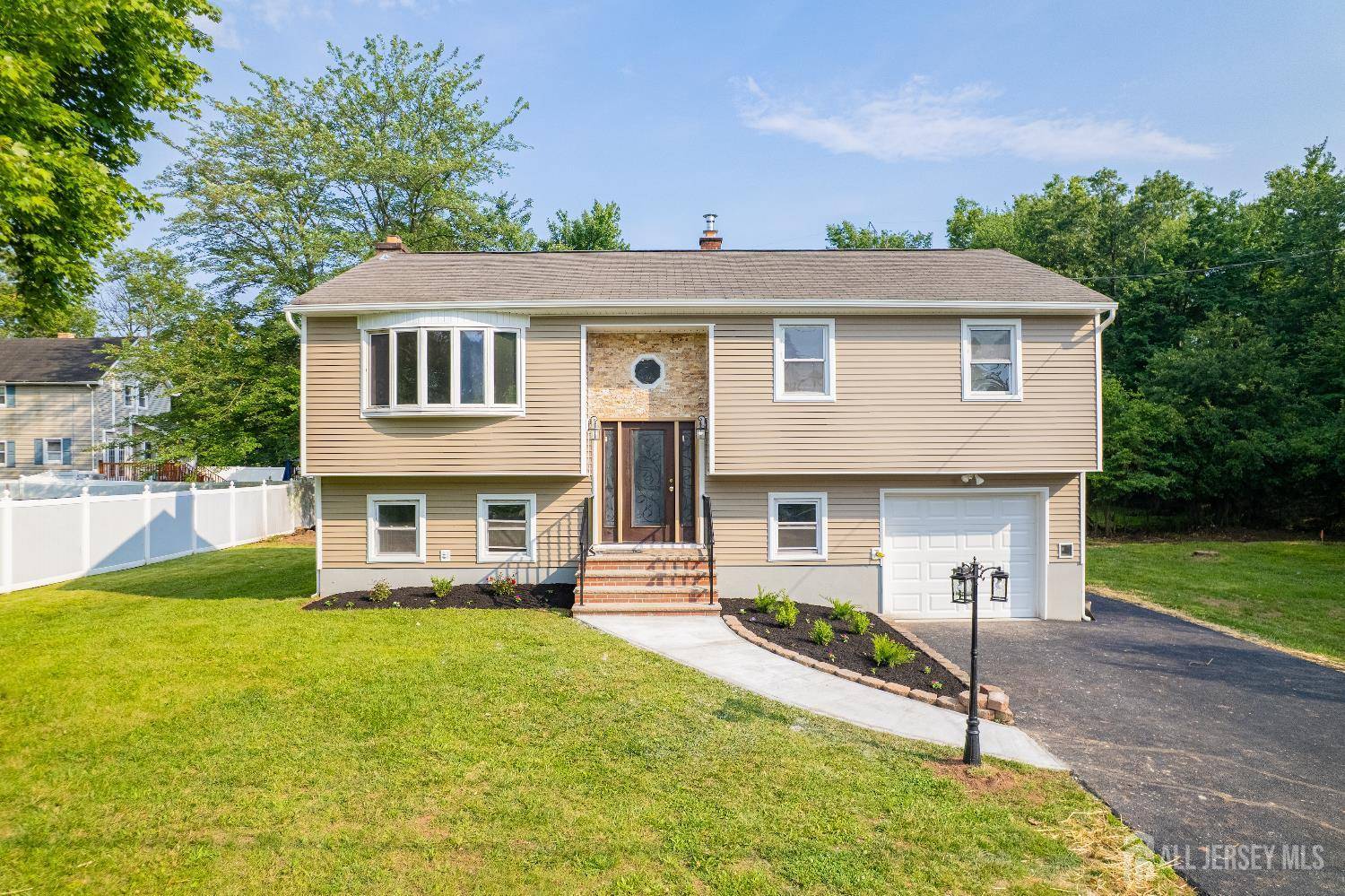 300 Lodge ST, Piscataway, NJ 08854