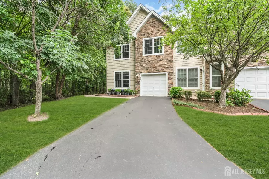 22 Daffodil WAY, Old Bridge, NJ 08857