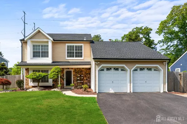 34 Mount RUN, Tinton Falls, NJ 07753