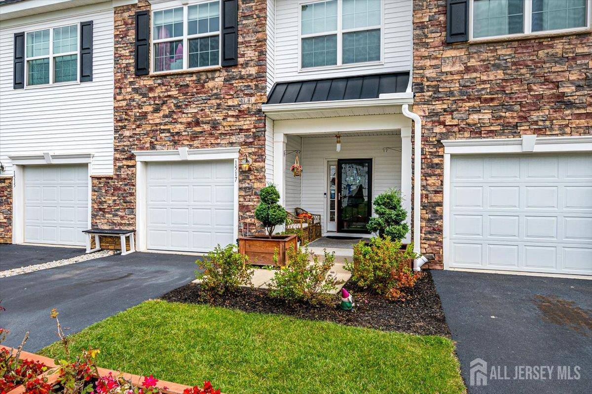 1517 paxton LN, Monroe, NJ 08831