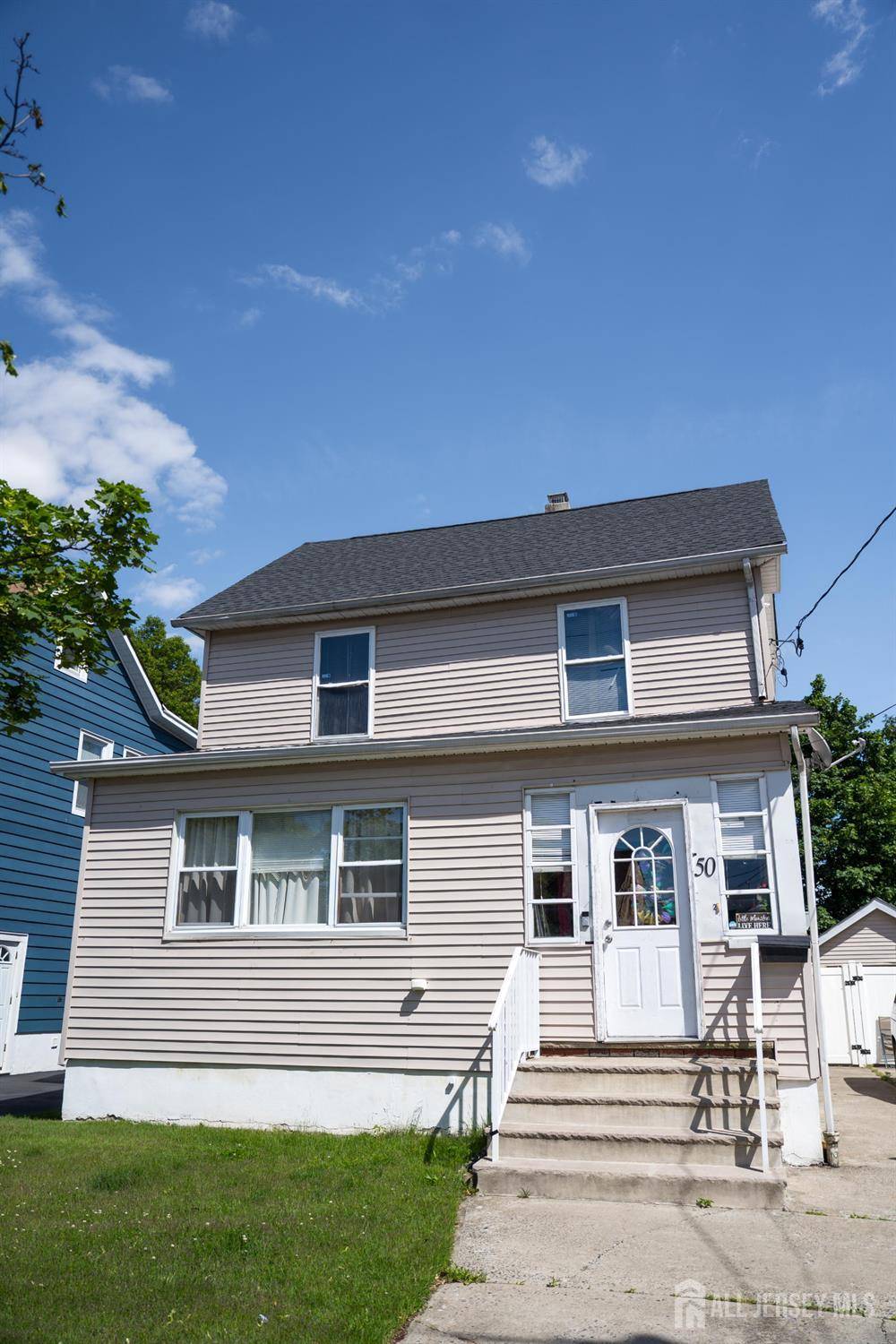 50 Heald ST, Carteret, NJ 07008