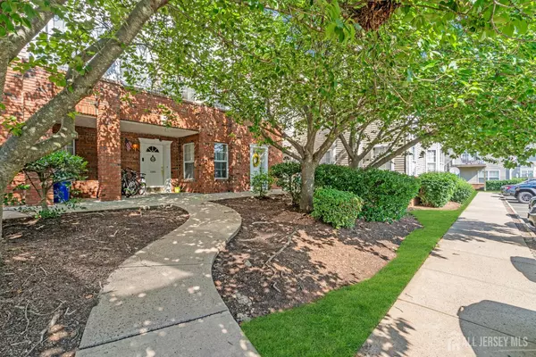 Sayreville, NJ 08859,2211 Timber Ridge CT