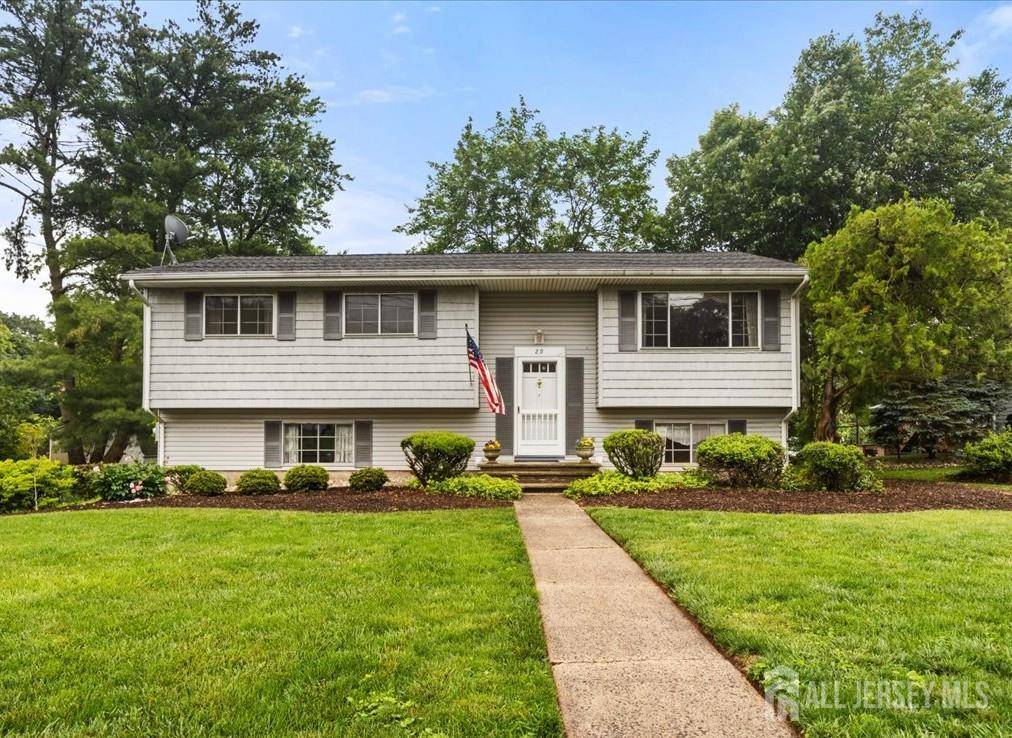 29 Mitchell AVE, Piscataway, NJ 08854