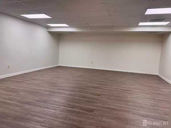 Monroe, NJ 08831,1 Rossmoor DR
