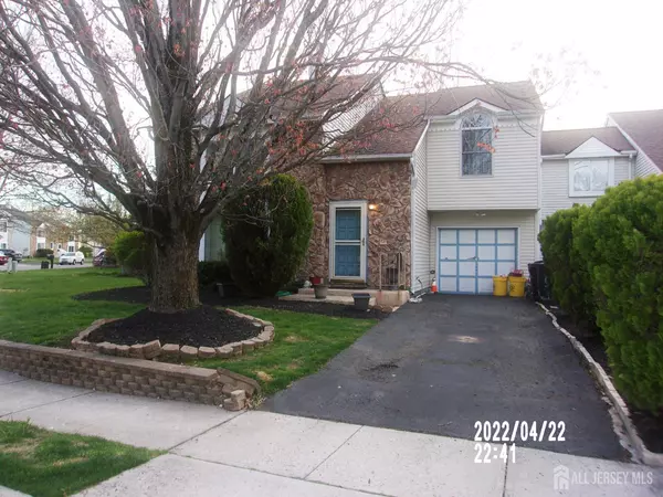 South Brunswick, NJ 08810,29 Jeffrey CIR