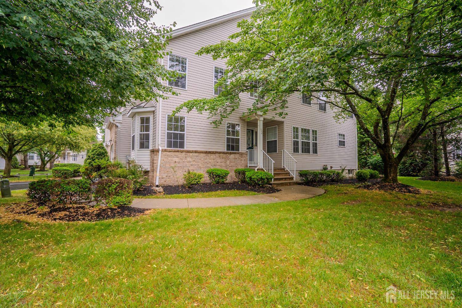 North Brunswick, NJ 08902,108 Jared DR