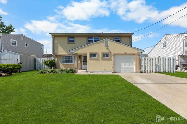 53 Tennyson ST, Carteret, NJ 07008
